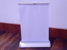 roll up poster stand