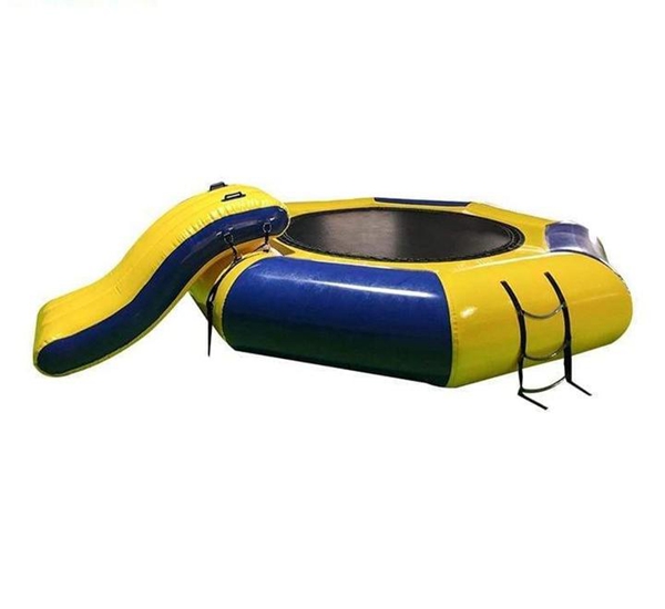 trampolin inflable acuatico