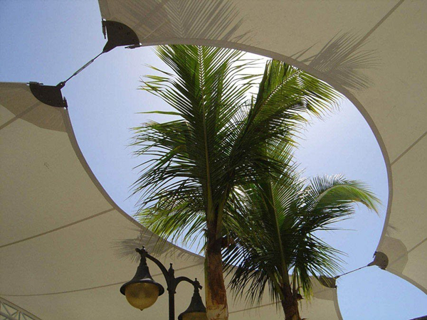 parasoles y toldos en PVC