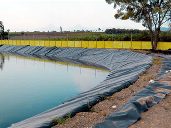 Lona Geomembrana repelente al agua