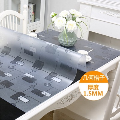 Tapis en plastique cristal de conception moderne pour la protection de la nappe